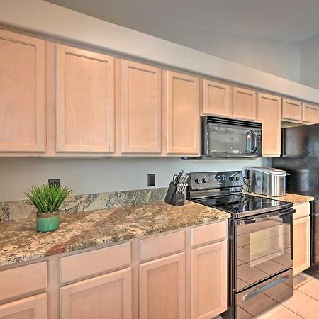 Pet-Friendly Escape With Dock And Kayaks In Cape Coral Villa Buitenkant foto