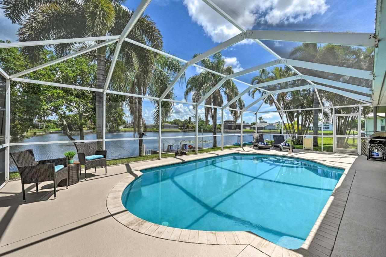 Pet-Friendly Escape With Dock And Kayaks In Cape Coral Villa Buitenkant foto