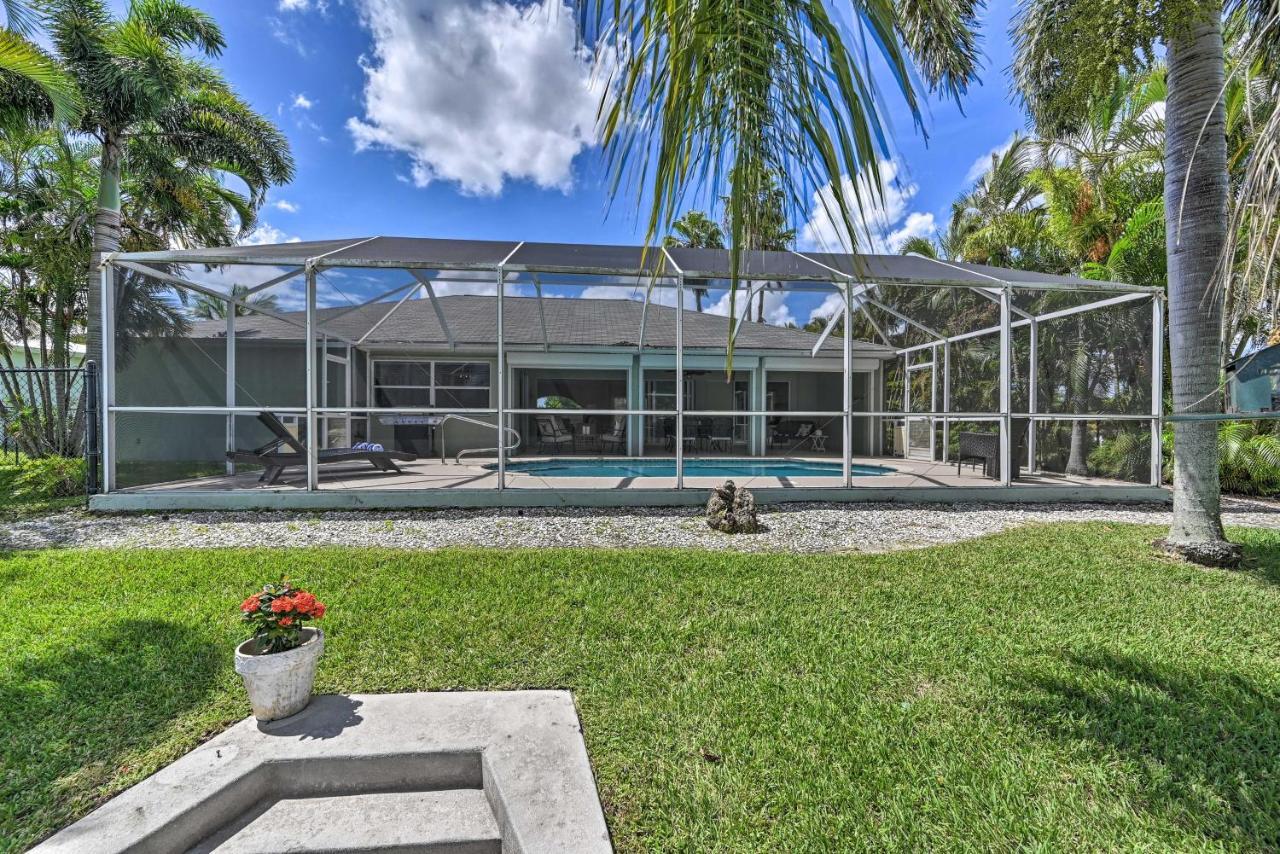 Pet-Friendly Escape With Dock And Kayaks In Cape Coral Villa Buitenkant foto
