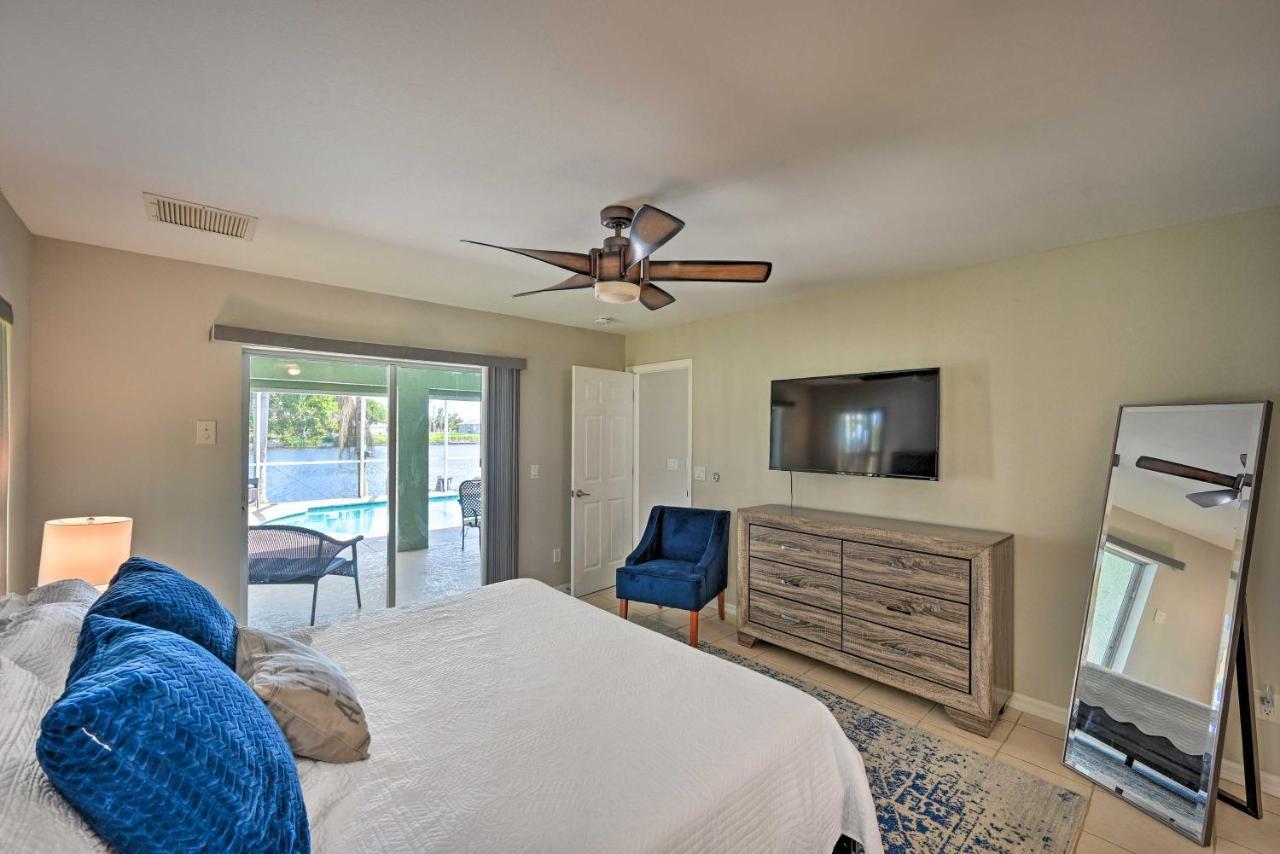 Pet-Friendly Escape With Dock And Kayaks In Cape Coral Villa Buitenkant foto